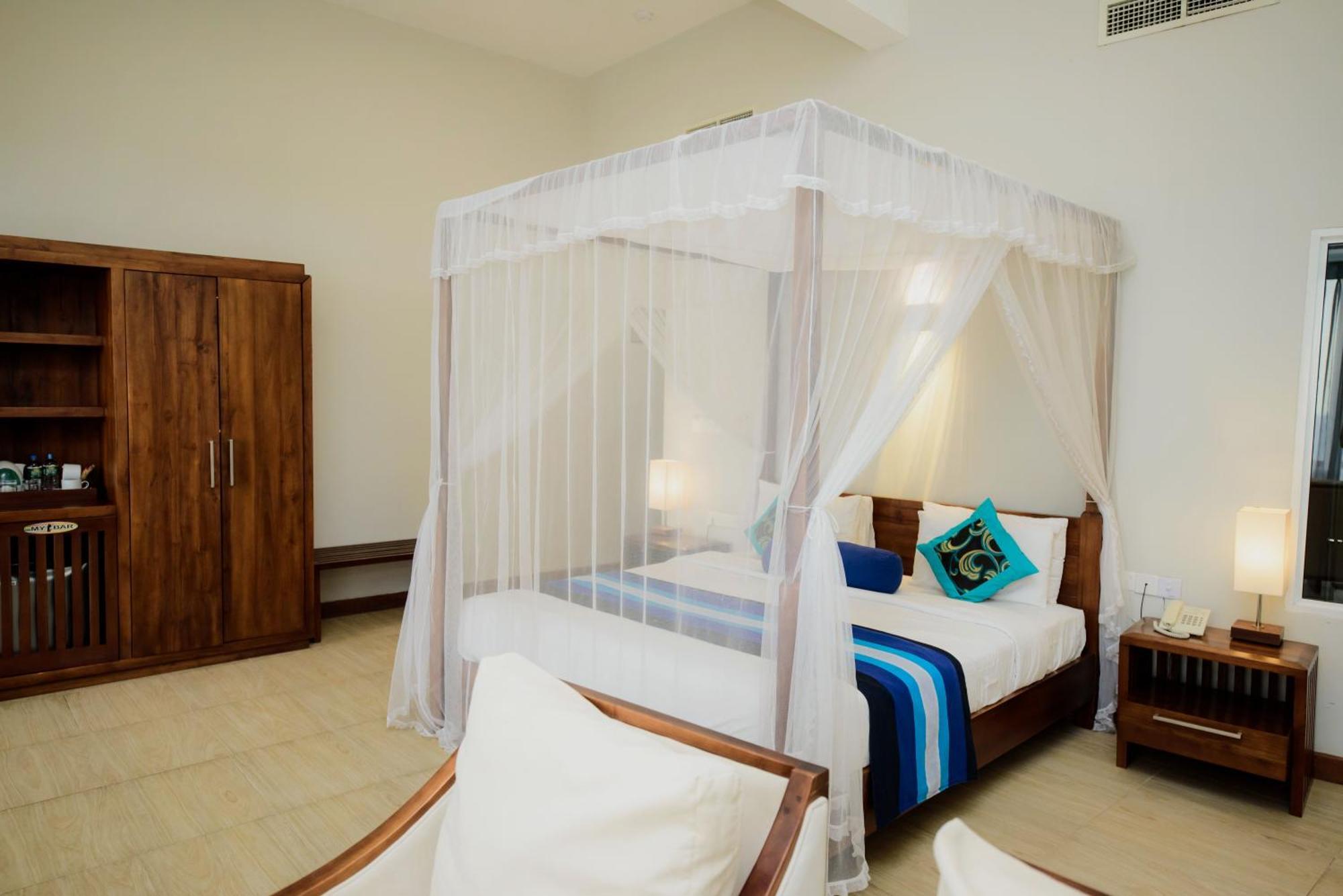Hotel Refresh Blue Хиккадува Экстерьер фото