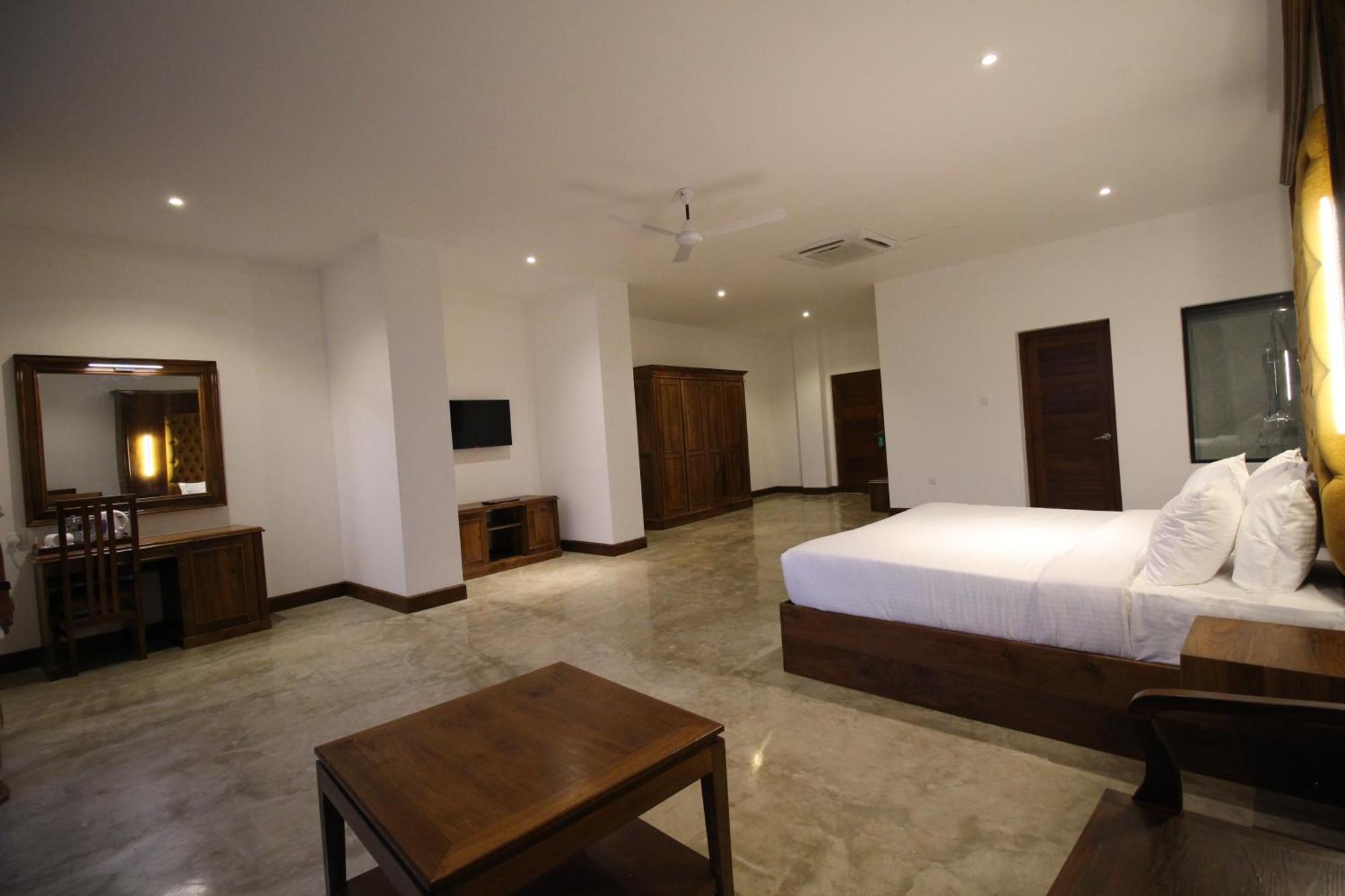 Hotel Refresh Blue Хиккадува Экстерьер фото