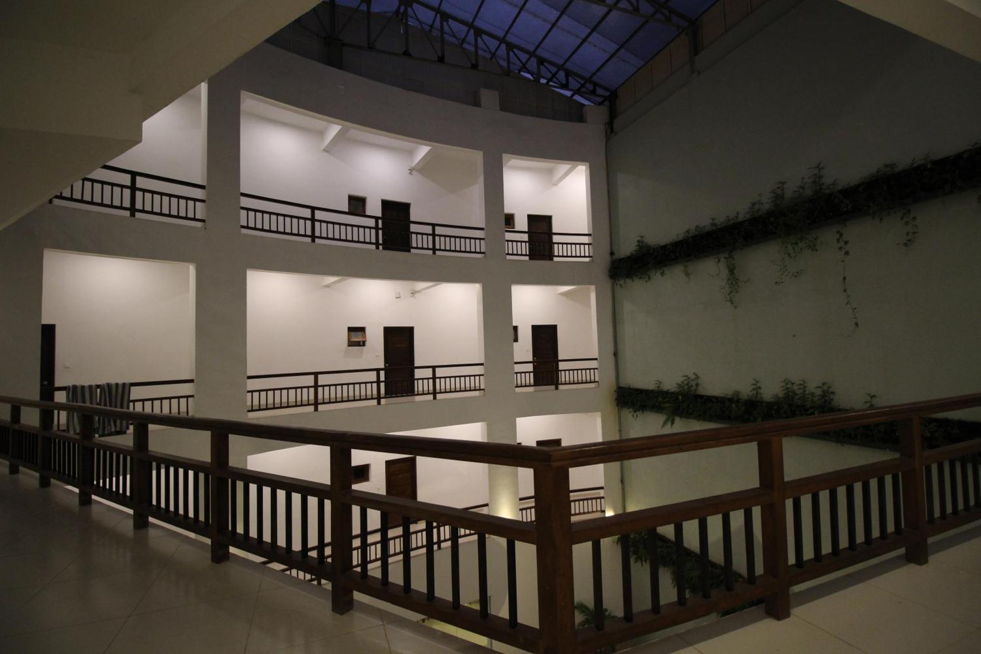 Hotel Refresh Blue Хиккадува Экстерьер фото